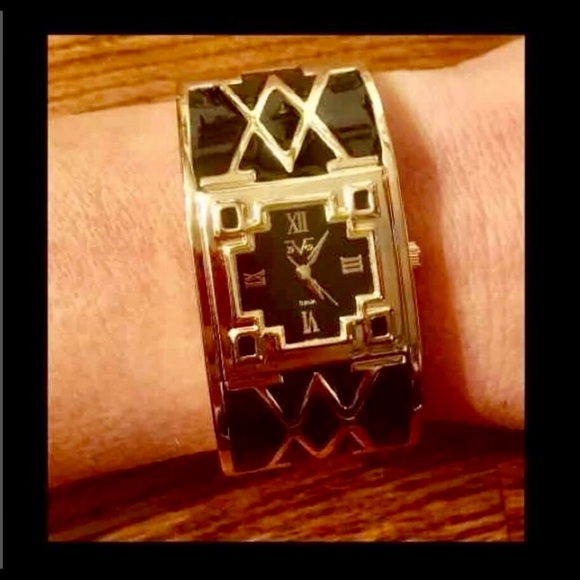 BANGLE CUFF BRACELET WATCH - Picture 5 of 7